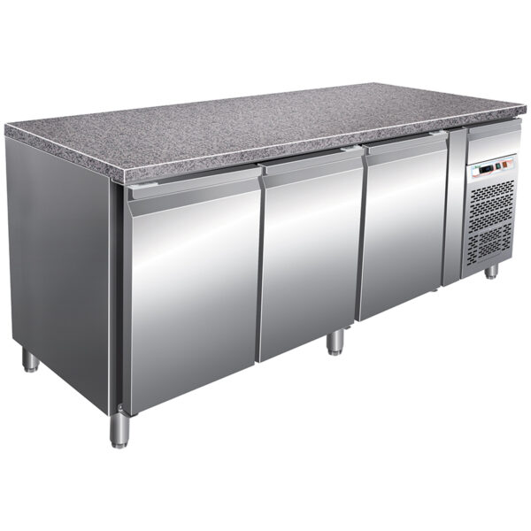 Masa frigorifica pentru patiserie cu 3 usi si blat din granit, 2005x800mm